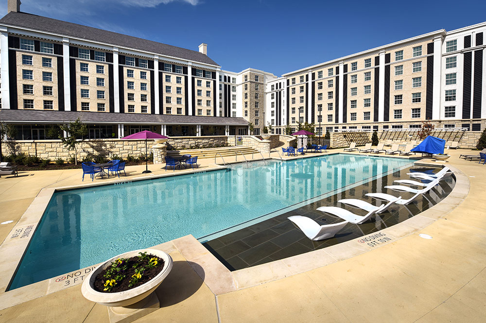 The Guest House at Graceland Room Pool | The Guest House at Graceland The Guest House at Graceland Room Pool